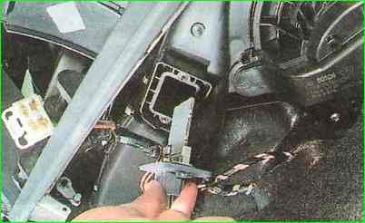 Austausch des Elektroheizgebläses