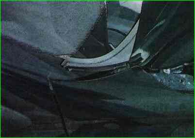 Снятие и установка подкрылка переднего крыла