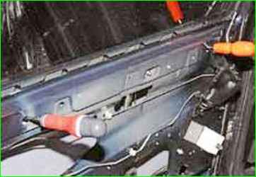 Снятие механизма стеклоподъемника задней двери