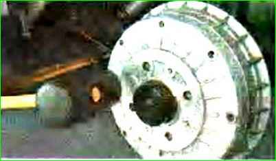 Как заменить подшипник заднего колеса Лада Гранта