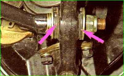 Inspection of the condition of the chassis and transmission