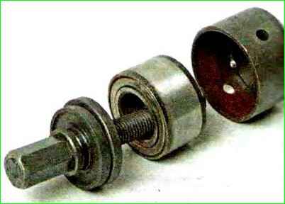 How to replace the front wheel bearing