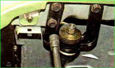 Замена растяжки подвески автомобиля