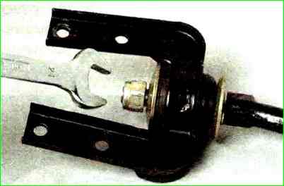 Замена растяжки подвески автомобиля