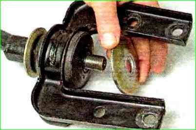 Замена растяжки подвески автомобиля