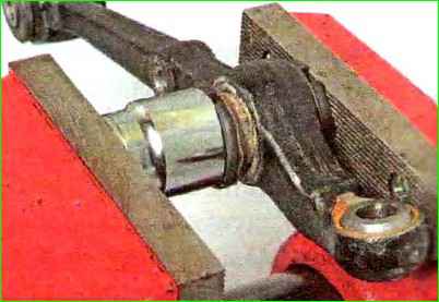 Repair of suspension arm