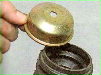 Замена заднего амортизатора