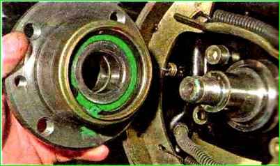 Как заменить подшипник заднего колеса Лада Гранта