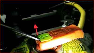 Снятие и установка руля на Лада Гранта