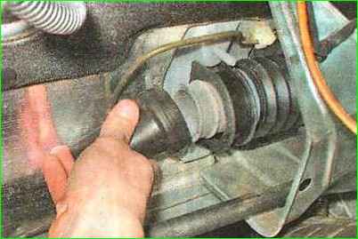 Замена чехла рулевого механизма Лада Гранта