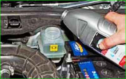 Entlüften des hydraulischen Bremsantriebs