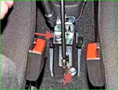 Ремонт рычага стояночного тормоза