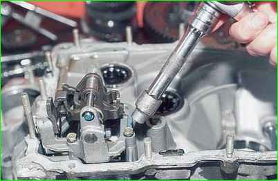 Разборка и сборка коробки передач