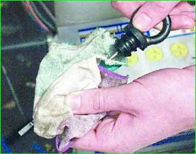 Как заменить масло в КПП автомобиля Лада Гранта