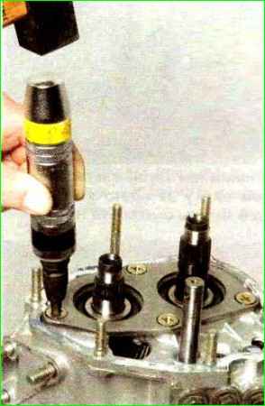 Reparatur des Getriebes des Autos Lada Kalina