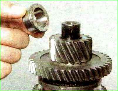 Разборка вторичного вала