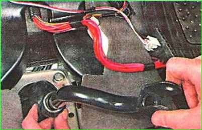 Замена тяги привода коробки передач