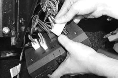 Снятие и установка монтажного блока салона УАЗ Патриот