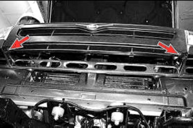 Снятие и установка облицовки радиатора УАЗ Патриот