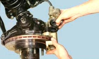 Замена суппорта тормозного механизма 