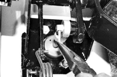 Снятие и установка педали сцепления УАЗ Патриот