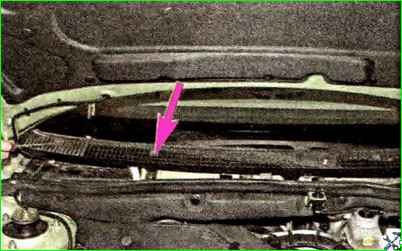 Заміна фільтруючого елемента вентиляції салону