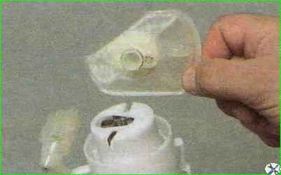 So entfernen Sie das Kraftstoffmodul Lada Kalina