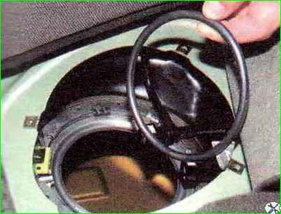 So entfernen Sie das Kraftstoffmodul Lada Kalina