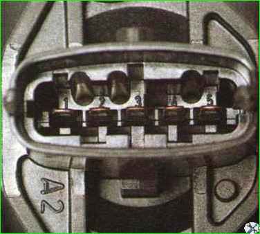 Prüfung des Schaltkreises MAF-Sensor Lada Kalina