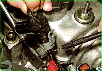 Как проверить датчик фаз автомобиля