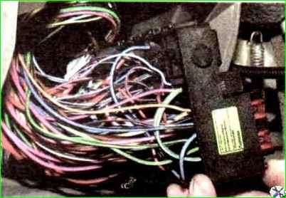 Замена предохранителей и реле