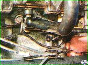 Zündkerzen prüfen und ersetzen