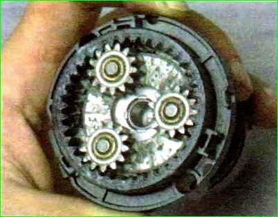 Anlasser demontieren und demontieren