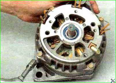 Снятие и разборка генератора