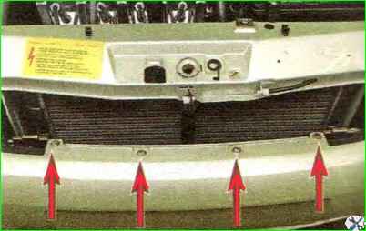 Entfernung der vorderen Stoßstange