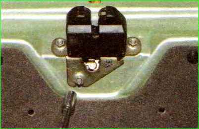 Extracción del bloqueo del maletero