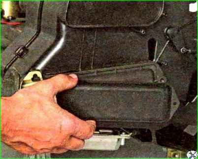 Снятие и установка радиатора отопителя