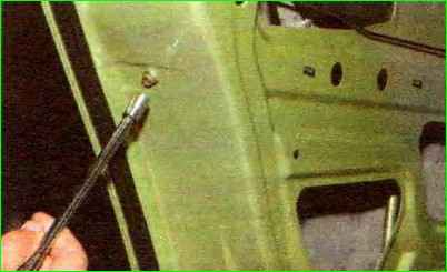 Замена стекла задней двери