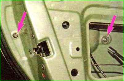 Замена замка и наружной ручки задней двери