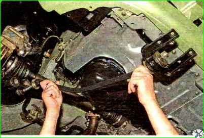 Замена растяжки и кронштейна подвески