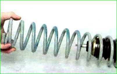 Як зняти та поставити задній амортизатор Лада Калина