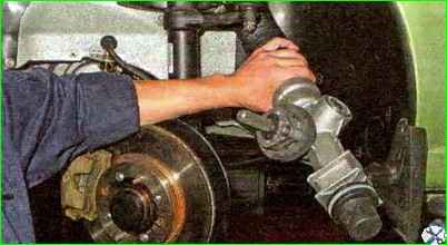 Extracción e instalación del mecanismo de dirección