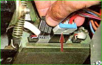 Снятие рулевой колонки с электроусилителем