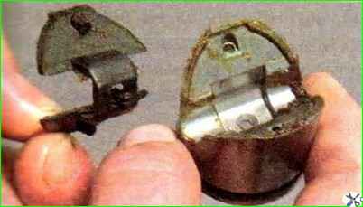 Zerlegung und Zusammenbau des Lenkmechanismus eines Autos