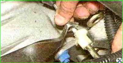 Замена троса привода сцепления