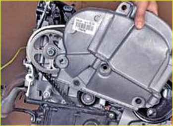 Замена ремня ГРМ двигателя К4М автомобиля Лада Ларгус