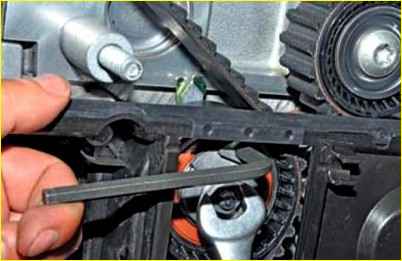 Замена ремня ГРМ двигателя К4М автомобиля Лада Ларгус