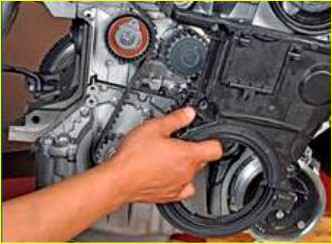 Замена ремня ГРМ двигателя К4М автомобиля Лада Ларгус