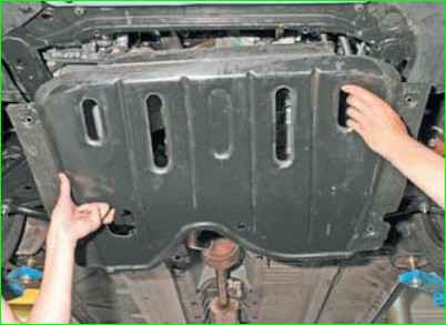 Cómo reemplazar la junta del colector de escape K4M