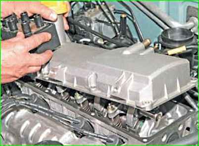 Как заменить прокладку крышки ГБЦ на К7М